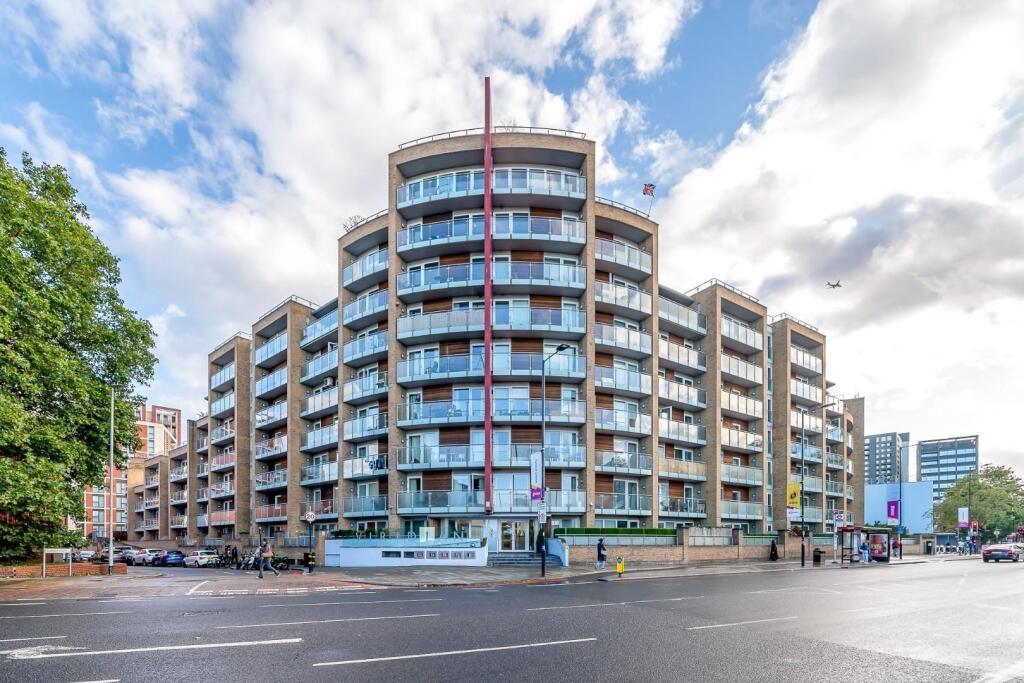Main image of property: Battersea Park Road, Battersea Park, London