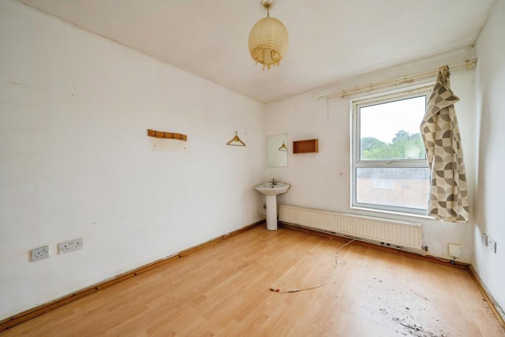 House in Warrington, Birchwood - View 5