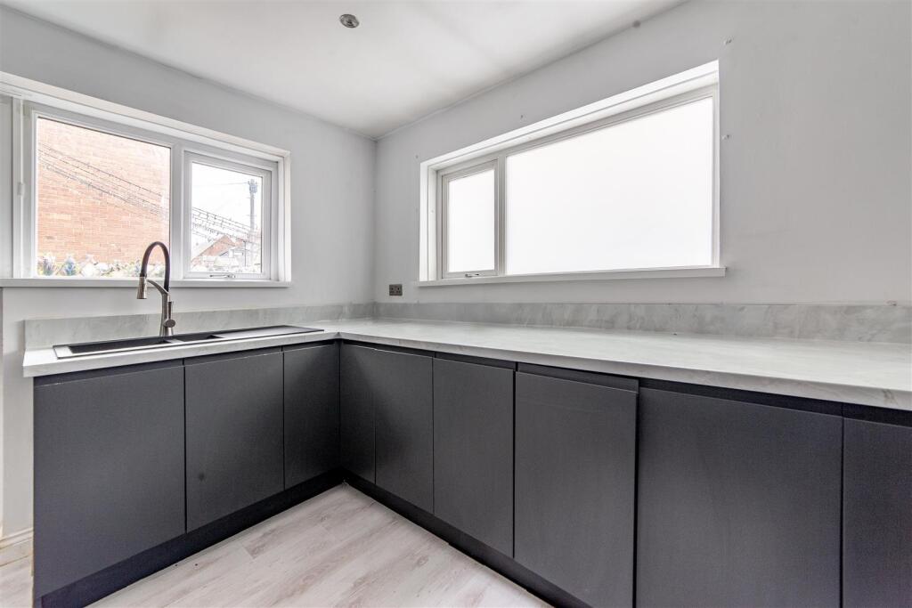House in Newcastle upon Tyne, Tyne and Wear - More