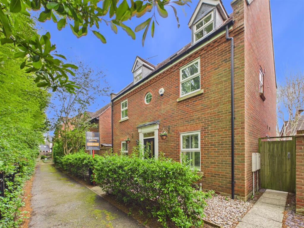 Main image of property: Bennett Way, Stratford-Upon-Avon