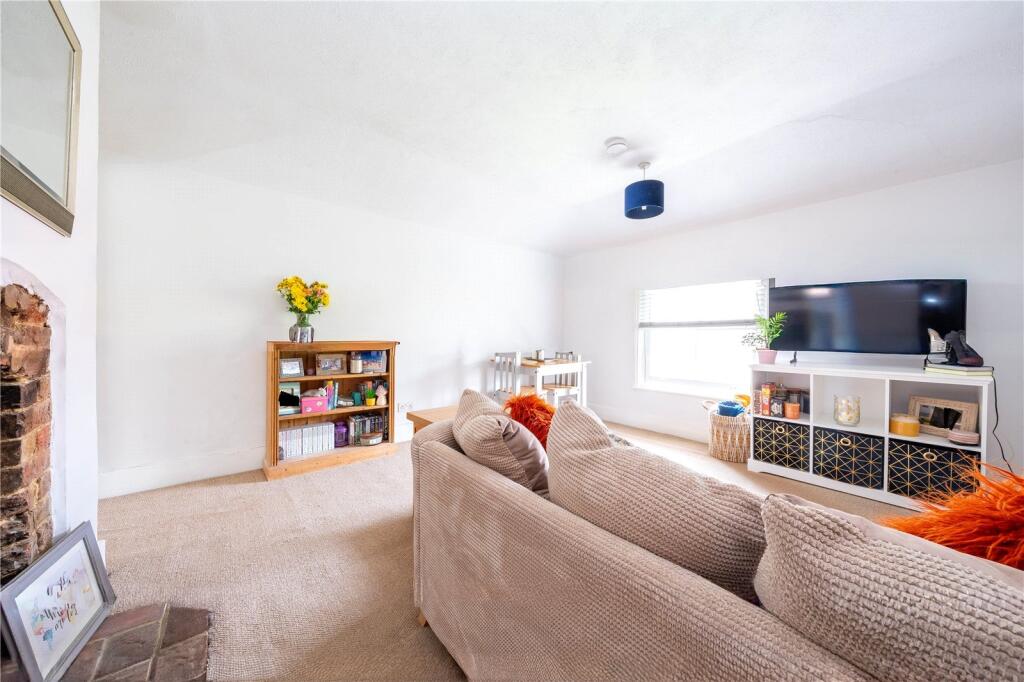 Main image of property: Buckland Hill, Maidstone, ME16
