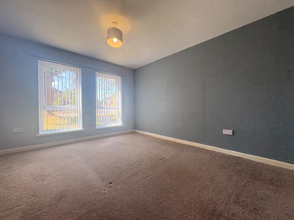 Apartment in Solihull, Castle Bromwich - View 4