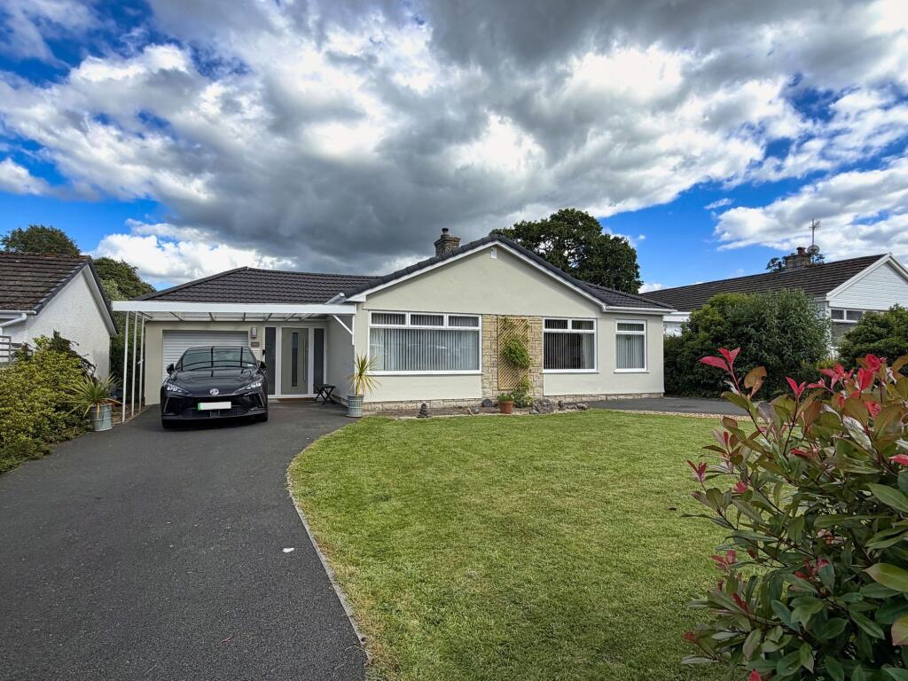 Main image of property: Beaufort Avenue, Llangattock, NP8