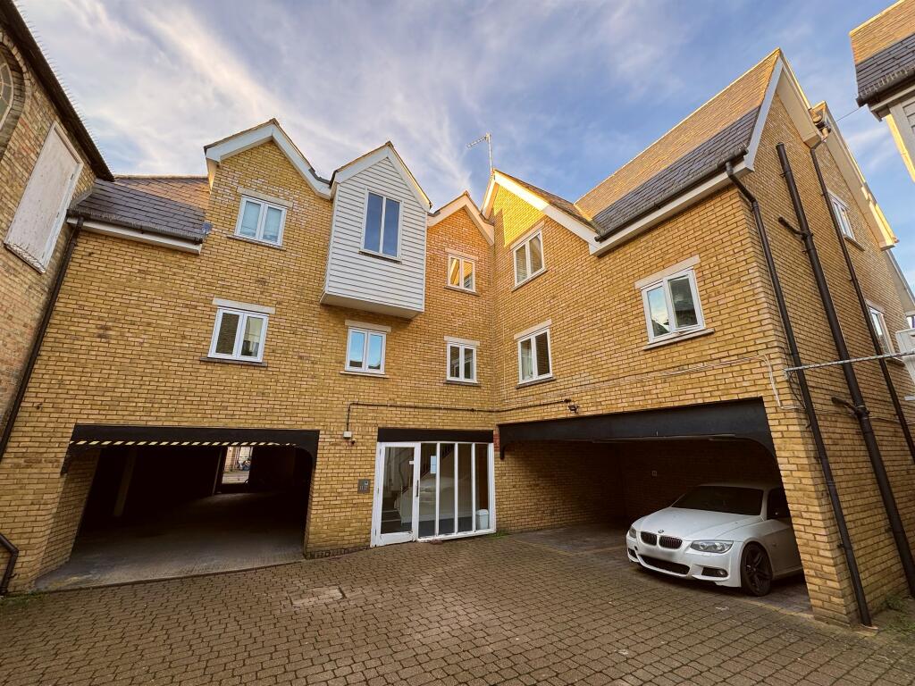 Main image of property: Jepps Lane, Royston