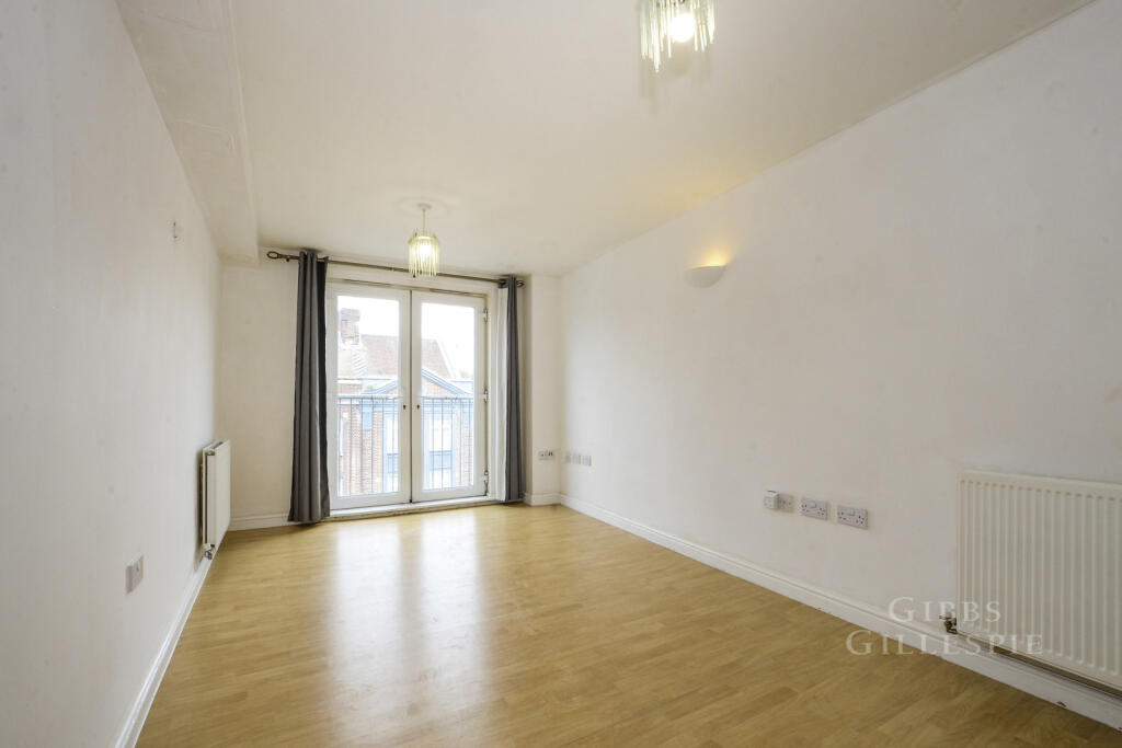 Apartment in Harrow - View 3