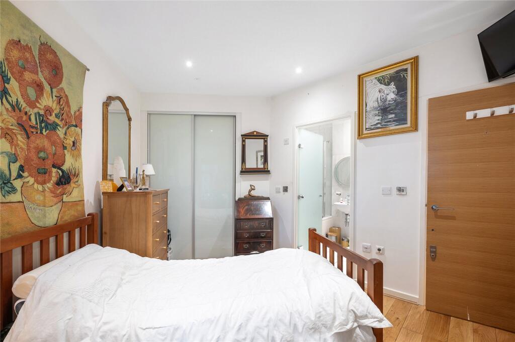Apartment in London - View 4