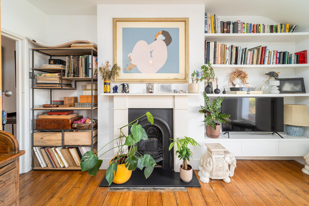Apartment in London, Ferme Park, Stroud Green - More