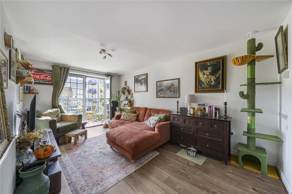 Apartment in Sevenoaks, Horton Kirby and South Darenth - View 2