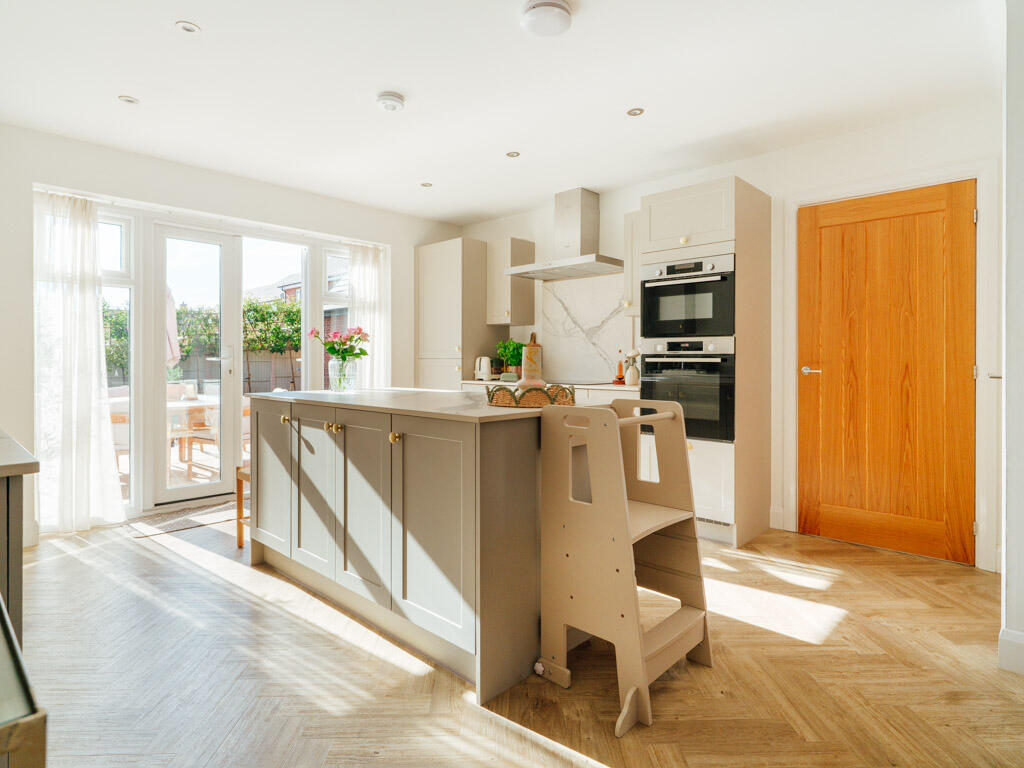 House in Worcester - More