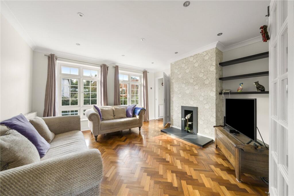 Apartment in London, Oakhill, Surbiton - View 2