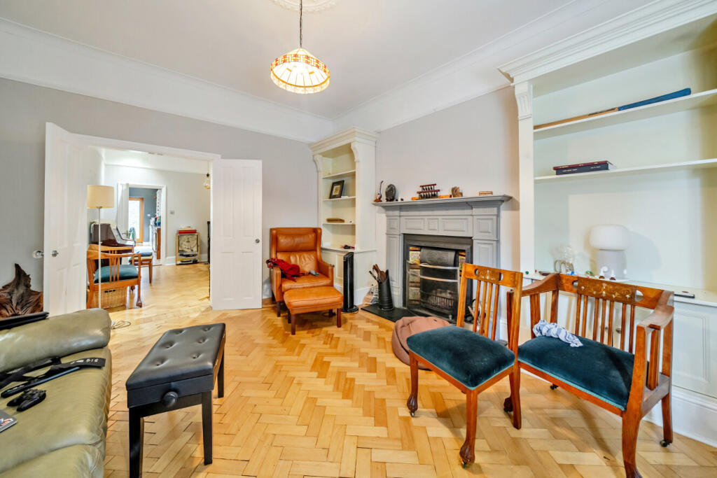 House in London - View 4