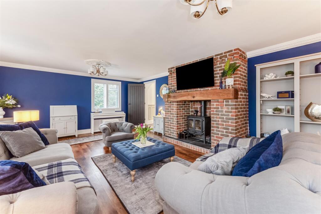 House in Salisbury - View 3