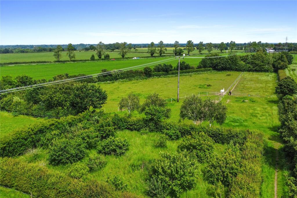 Tile Barn Lane, Lawford, Manningtree, Essex, CO11 photo 3