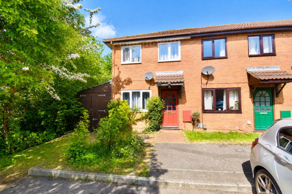 Main image of property: Hedgeway, Northampton NN4 0SP