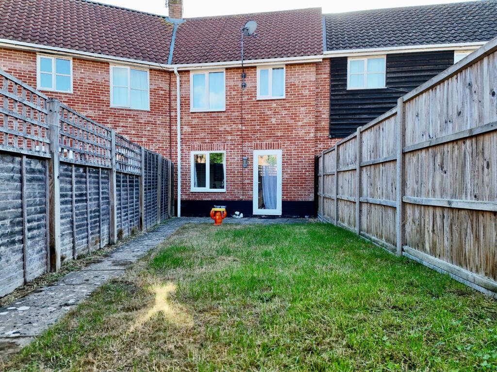House in Ipswich - View 4