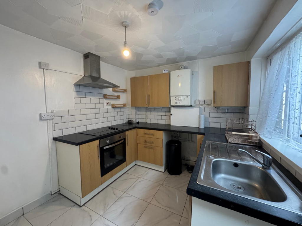 Lower Thomas Street, Merthyr Tydfil photo 2