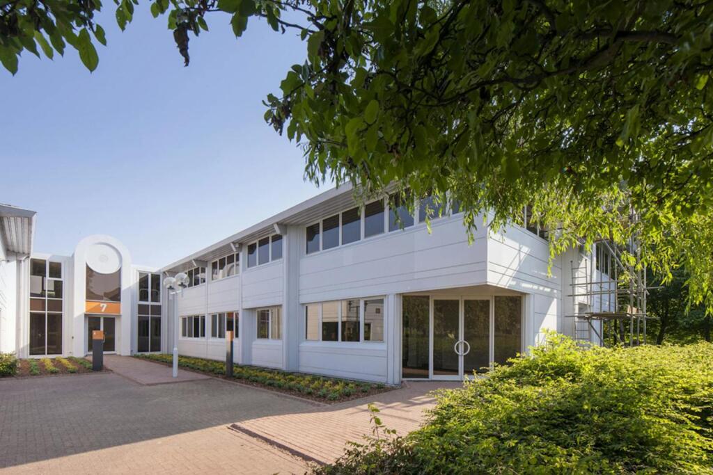 Main image of property: Unit 7 - The Pavilions, Ruscombe Park, Twyford, South East, RG10