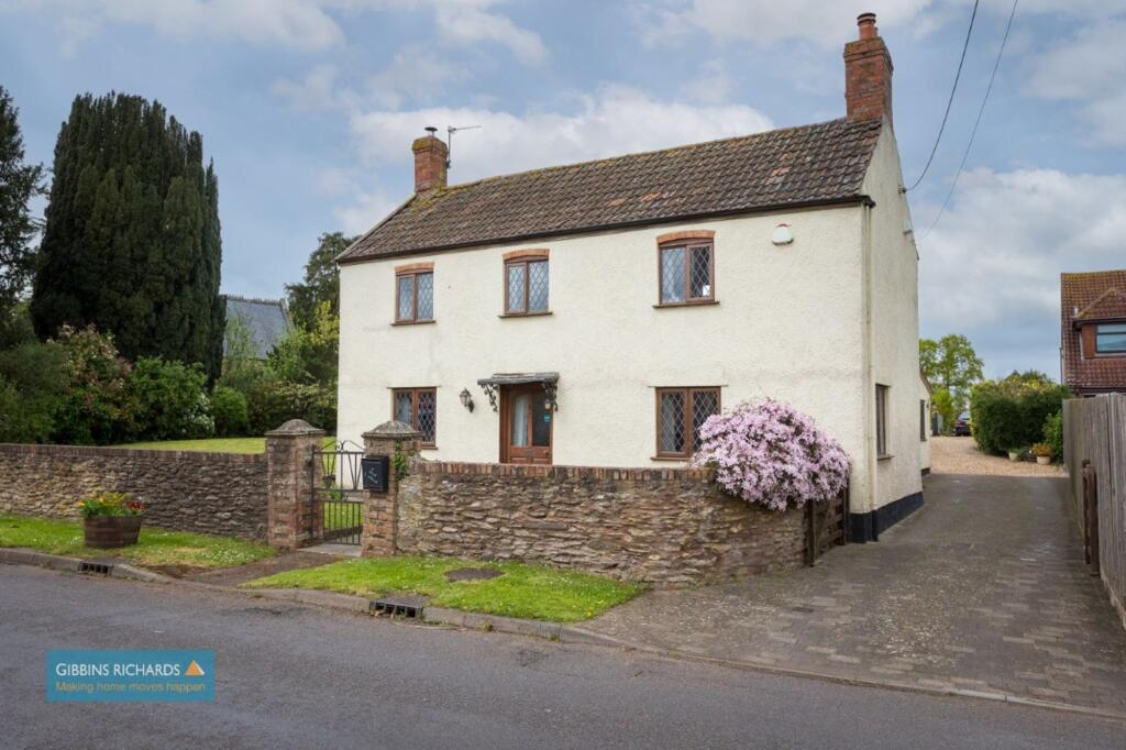 3-bed detached on Old Road, North Petherton, TA6, £525,000