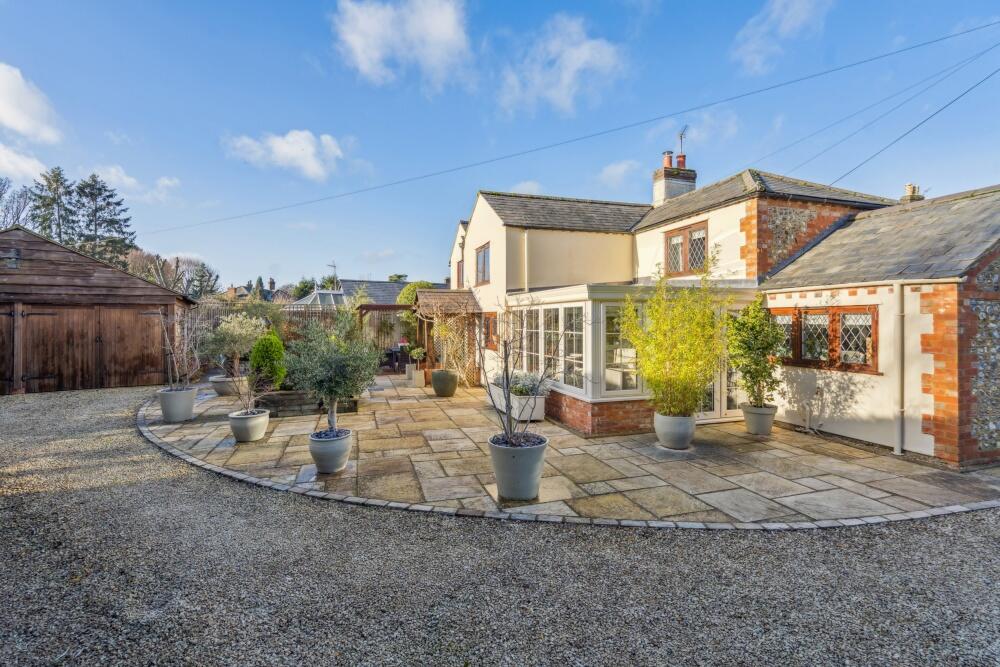 Main image of property: Oxford Street, Lee Common, Great Missenden, HP16