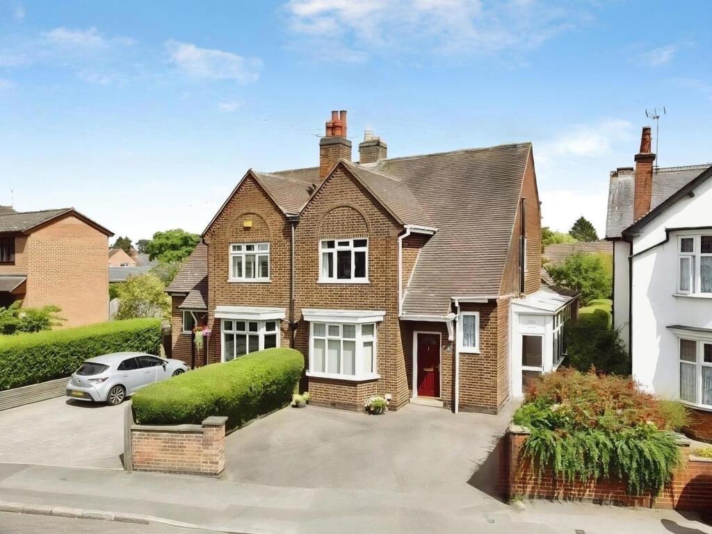 Main image of property: Spa Lane, Hinckley, Leicestershire, LE10