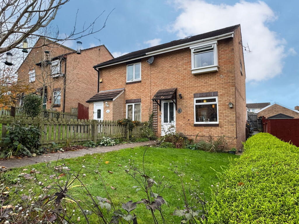 Main image of property: Valley Path, Newton Abbot, TQ12 1YQ