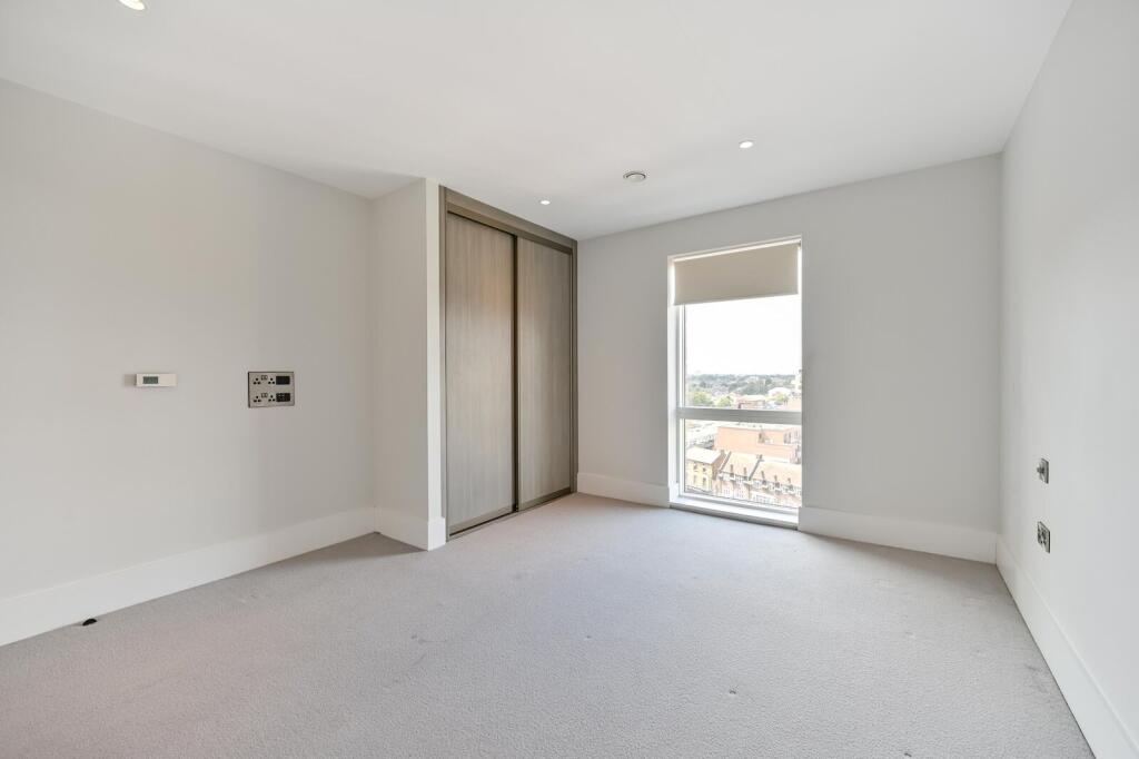 Apartment in London - More