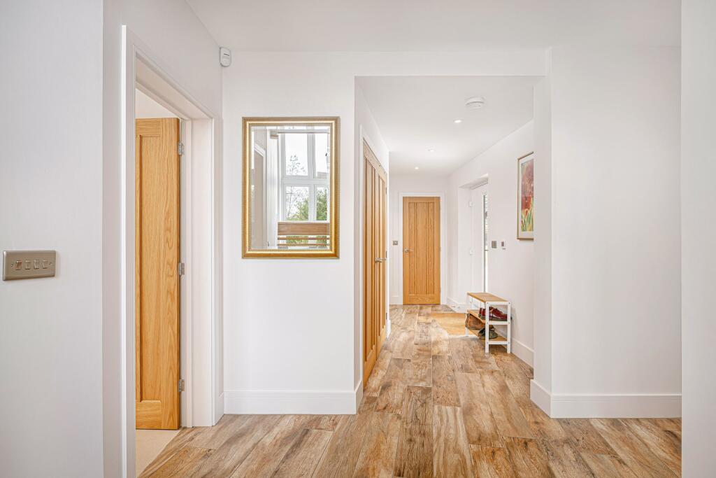 House in Cambridge - More