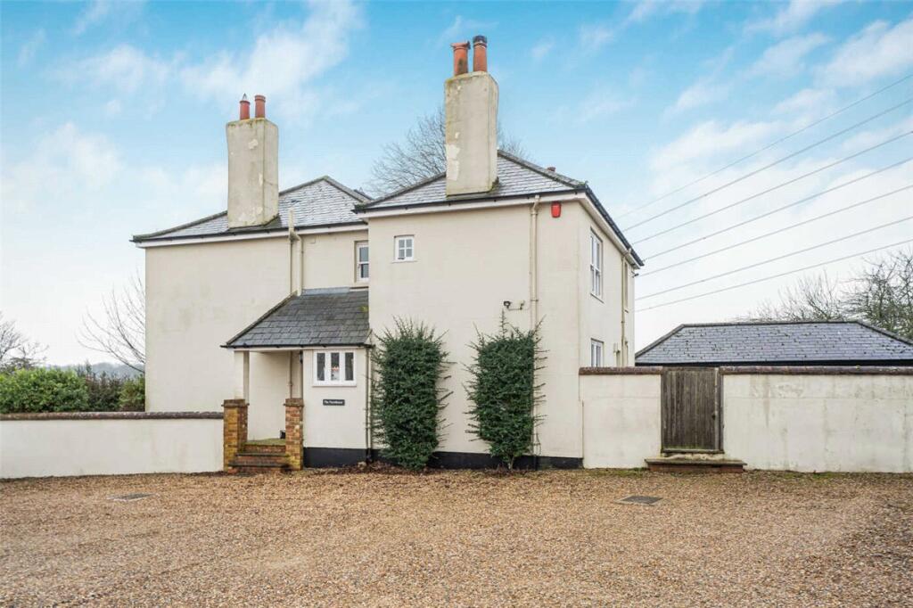 Main image of property: Cudsdens Court, Great Missenden, Buckinghamshire, HP16