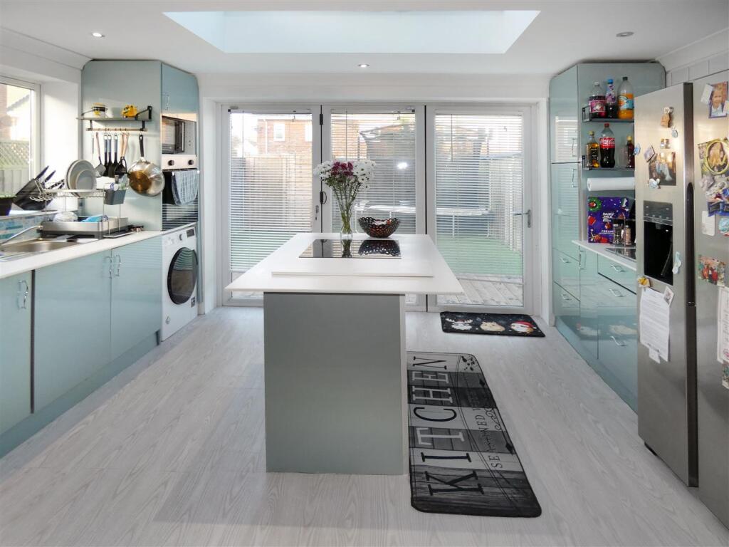 House in Brighton - View 4
