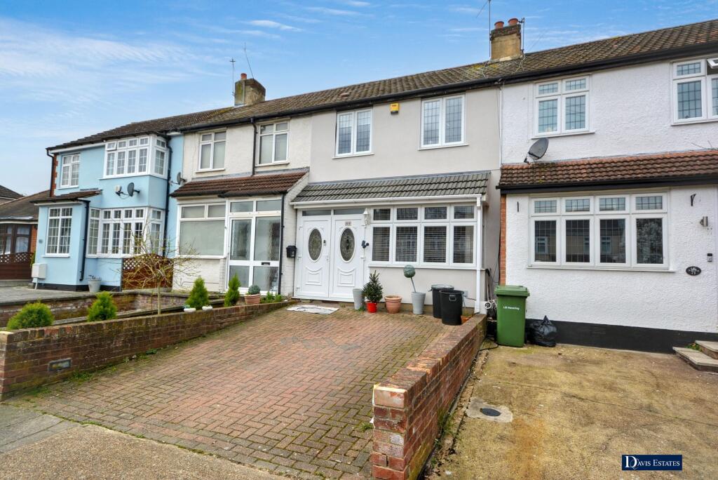 Main image of property: Northumberland Avenue, Hornchurch, RM11