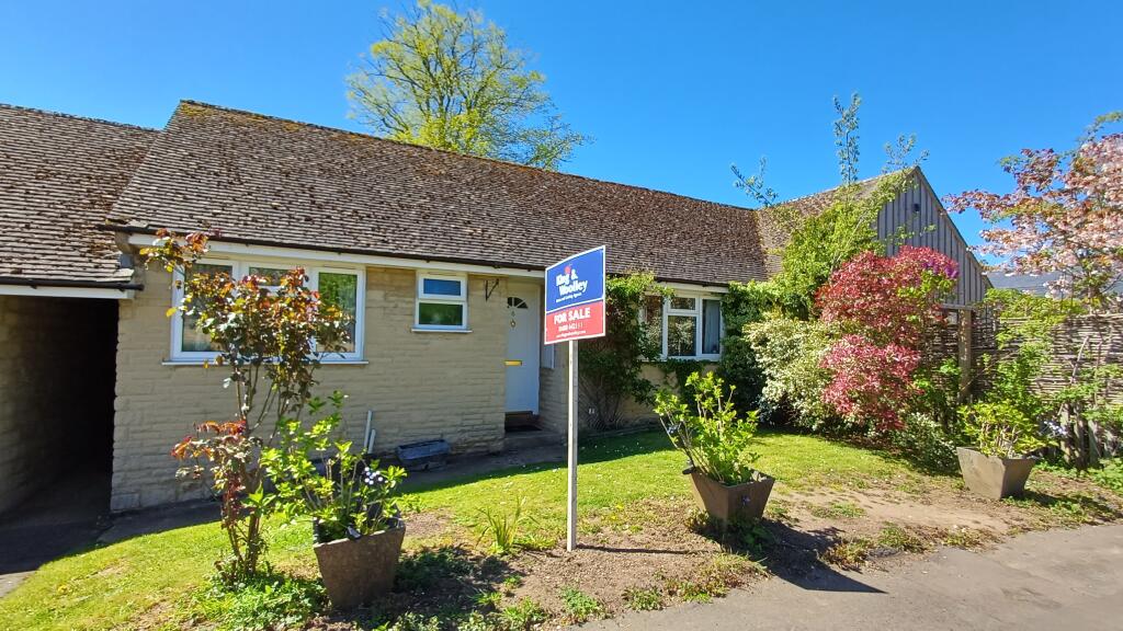 Main image of property: Orchard Way, Kingham, OX7