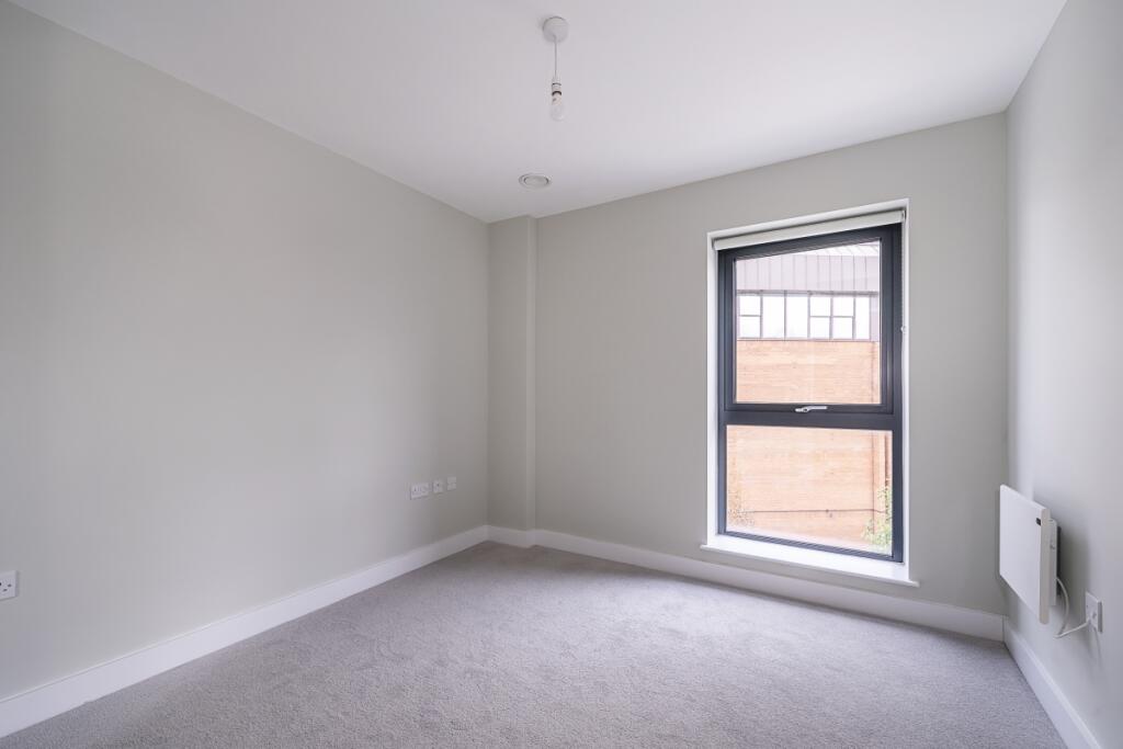 Main image of property: Purl House, 10 Market St Newbury RG14