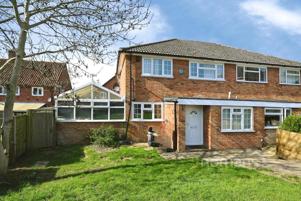 Main image of property: Fairfax, Bracknell, RG42