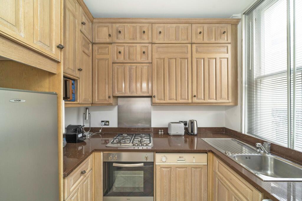 Apartment in London, Royal Borough of Kensington and Chelsea - View 5