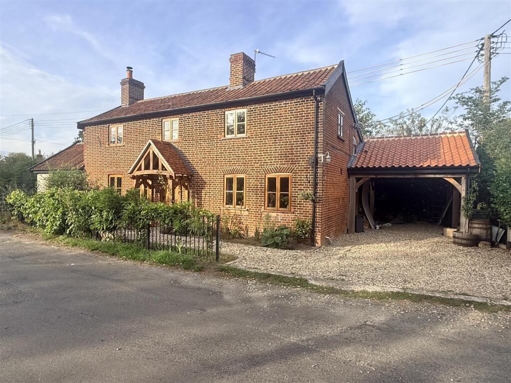 House in Breckland, Stacksford, Old Buckenham