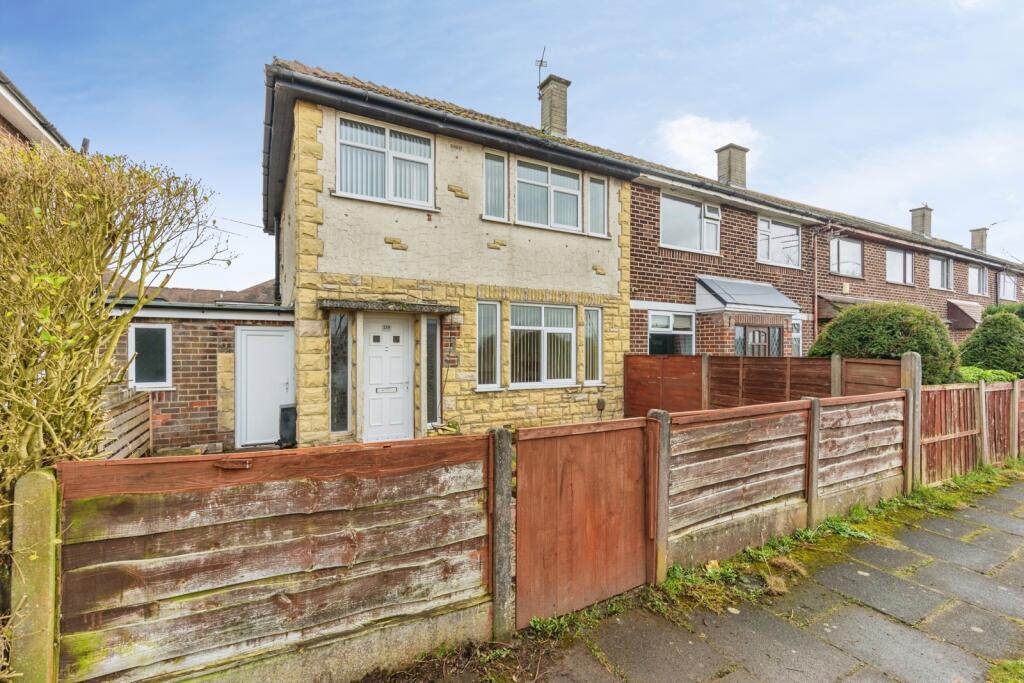 Main image of property: Valley Road, Urmston, Manchester, Greater Manchester, M41