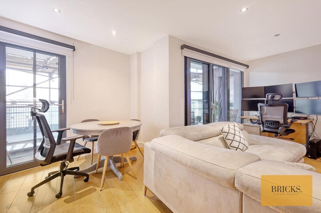 Apartment in Epping Forest, Loughton - View 4
