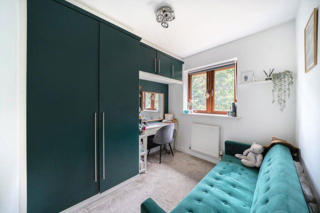 House in Basingstoke and Deane, Overton - View 5