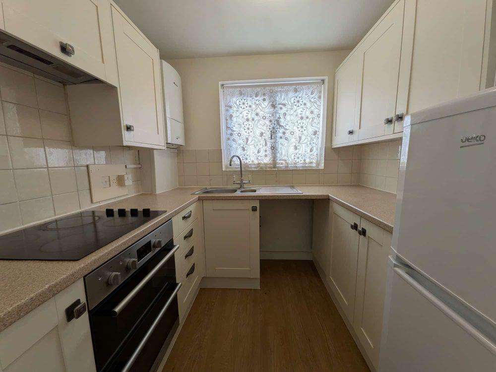 House in Bradford - View 3