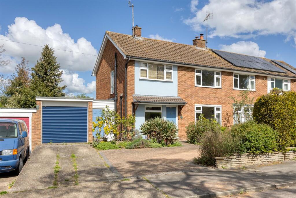 3 bedroom semi-detached house for sale in Cambridge Road, Hitchin SG4 ...