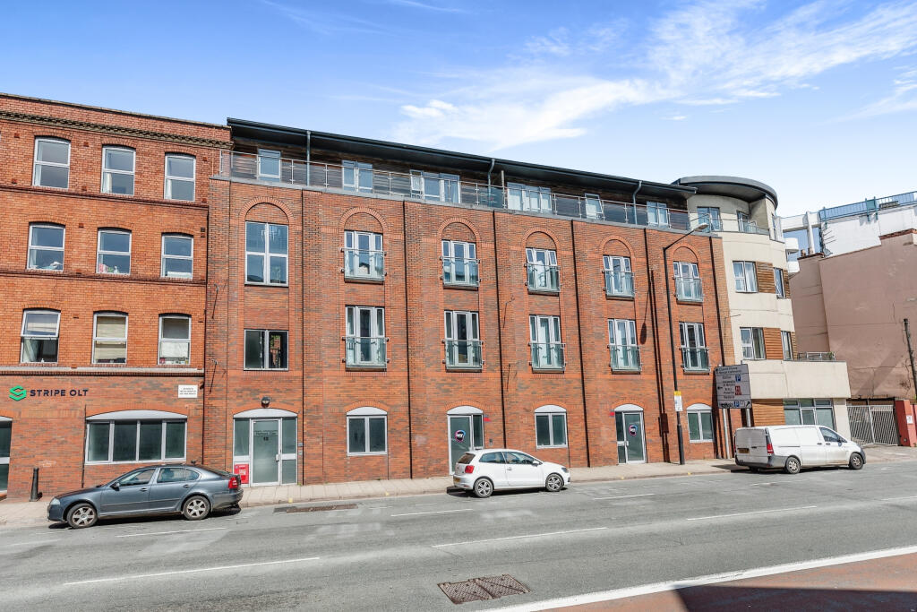 Main image of property: Harbours Edge, Hotwell Road, BS8