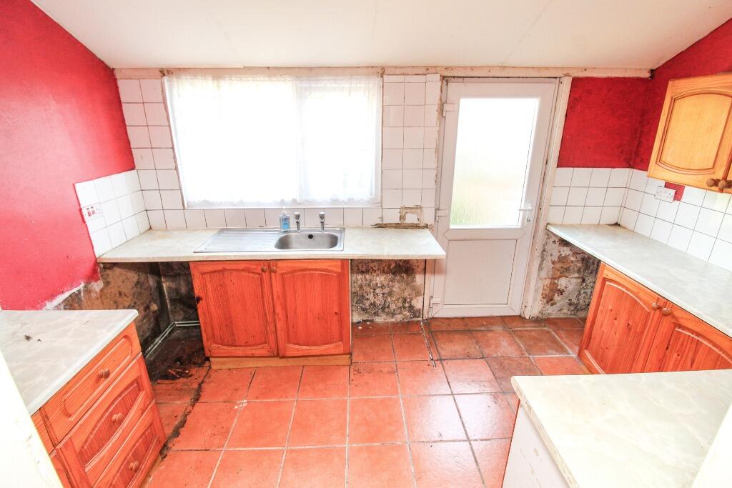 Commercial Road, Bulwell, NG6 photo 4