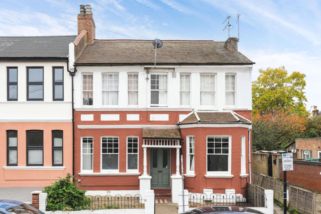 Main image of property: Sylvan Avenue, London