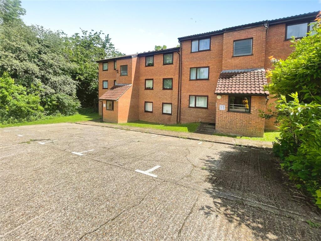 Main image of property: Valley Green, Hemel Hempstead, Hertfordshire, HP2