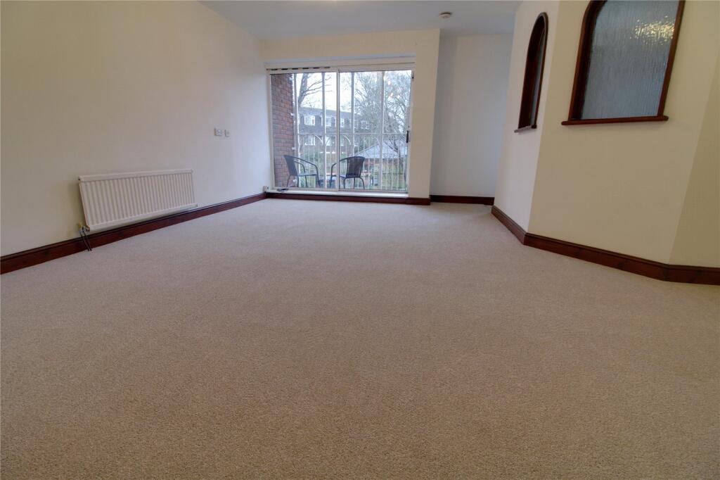 2-bed house on Cavell Drive, Enfield, Middlesex, EN2, £225,000