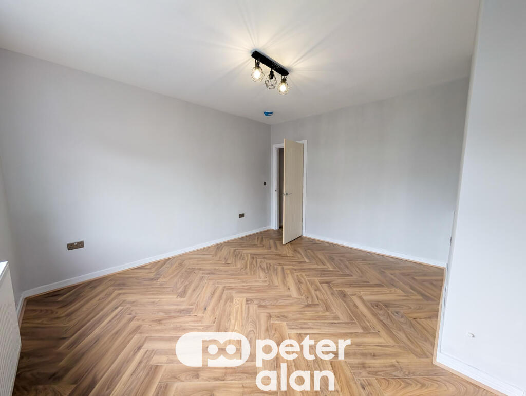 House in Porthcawl, Nottage - View 5
