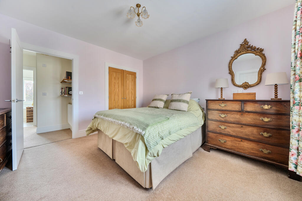 House in Chichester - View 5