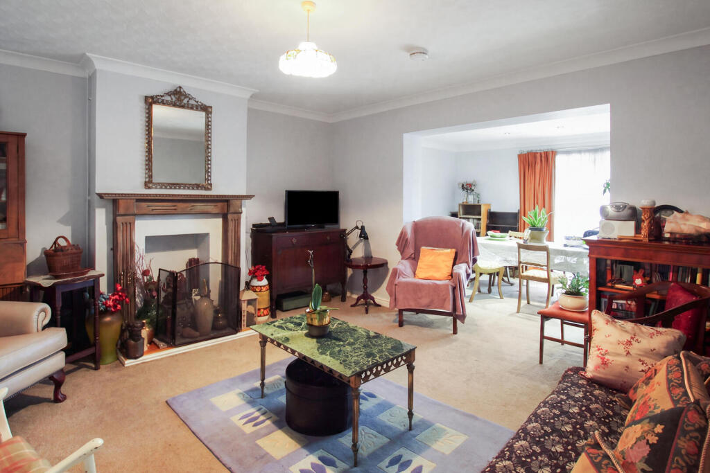 House in Dartford, Wilmington - View 2