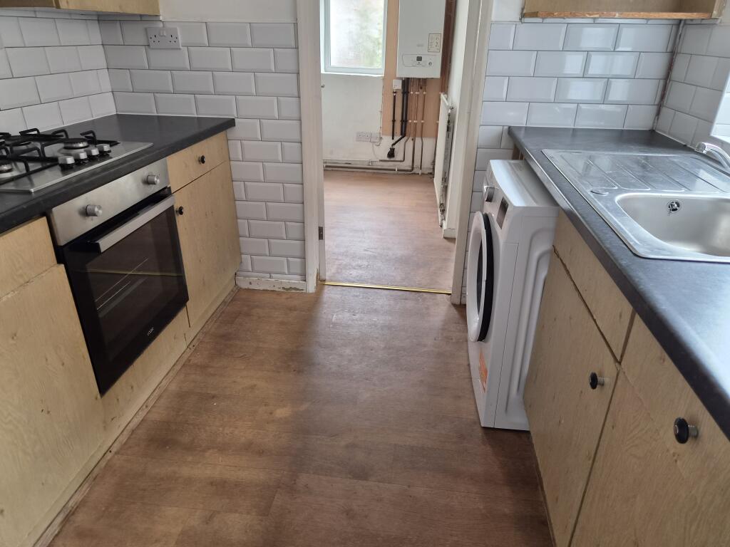 House in Nottingham - View 4