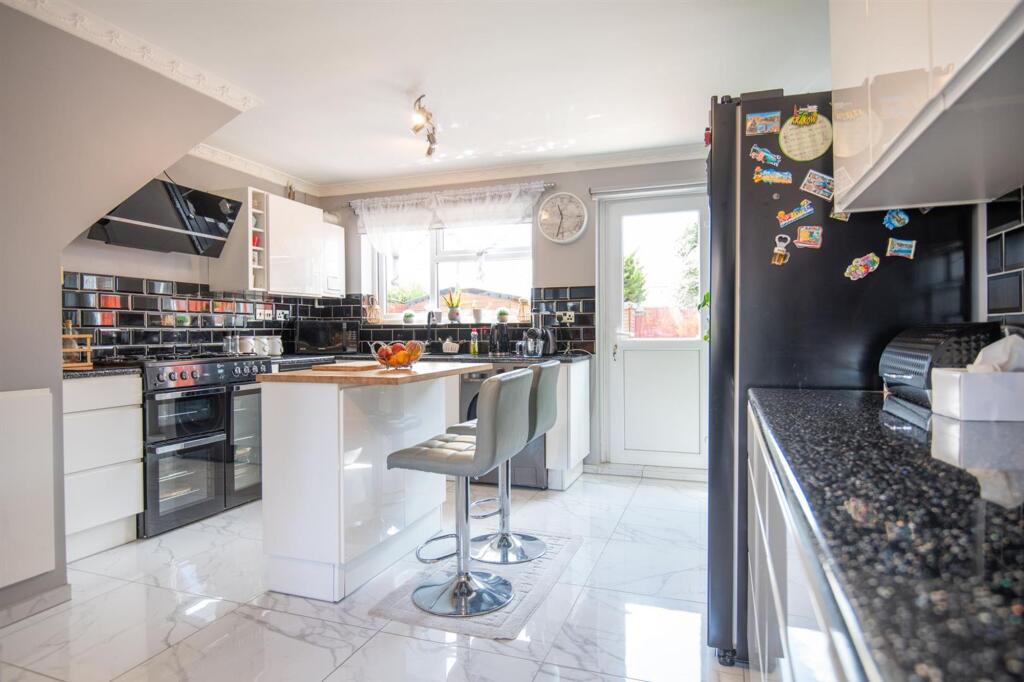 House in Wellingborough, Wendel View - View 2